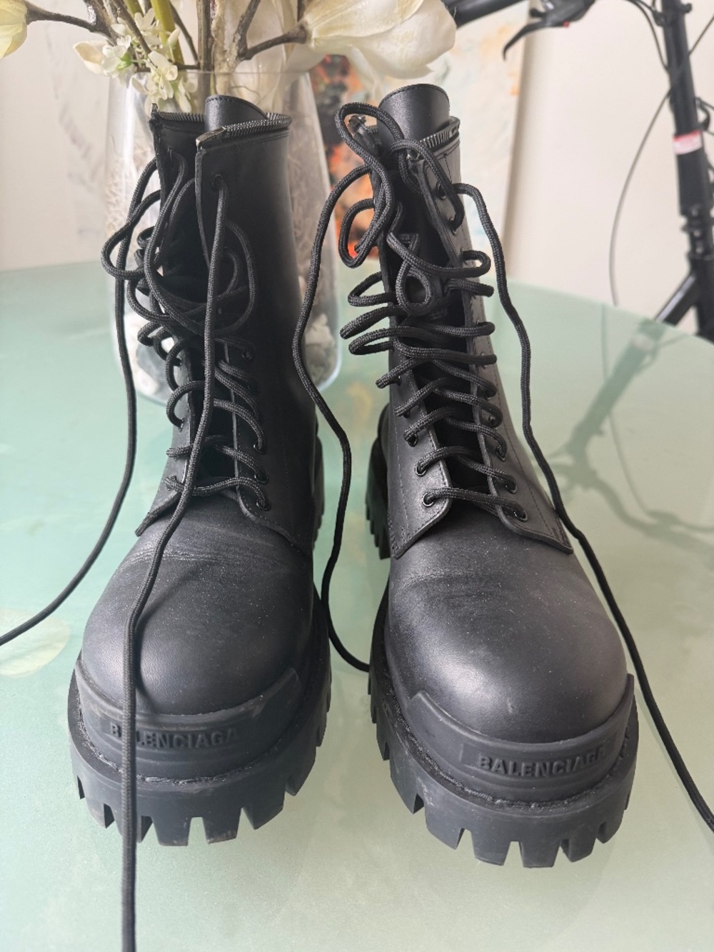 Balenciaga black leather lace up boots 39.5